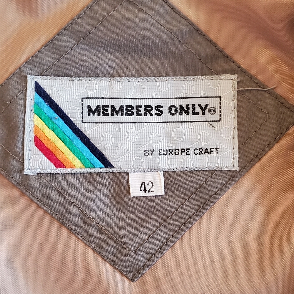 Vintage Members Only Jacket - Picture 10 of 16